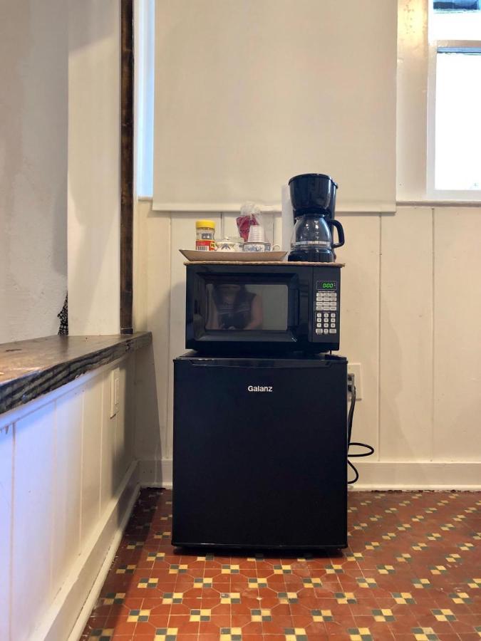 Private Studio With Free Parking Маями Екстериор снимка
