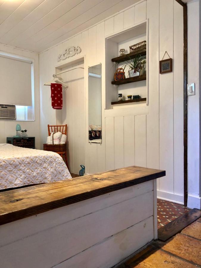 Private Studio With Free Parking Маями Екстериор снимка